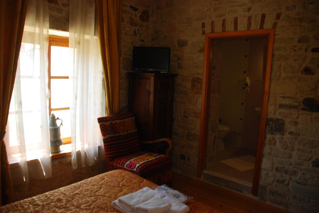 Foca Antik Otel Exteriér fotografie