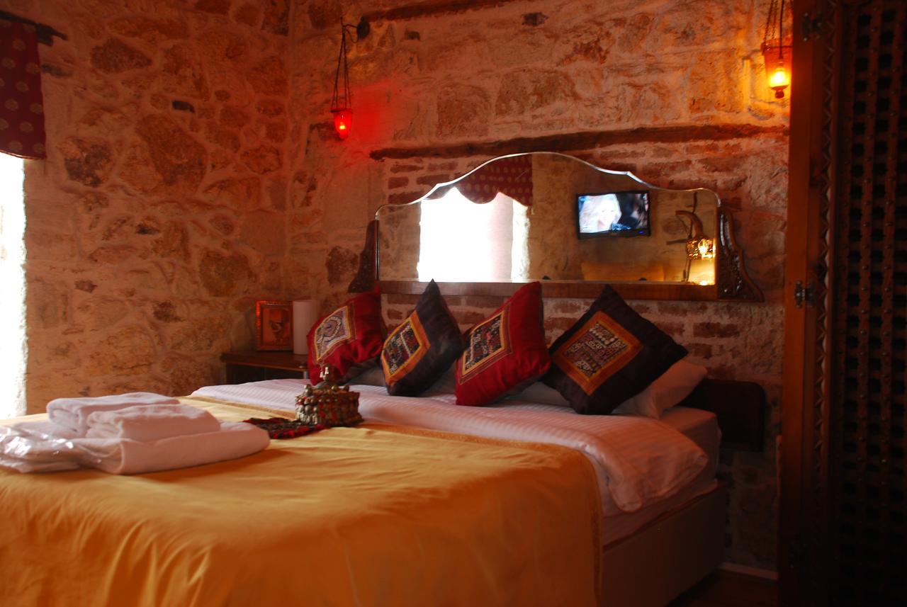 Foca Antik Otel Exteriér fotografie