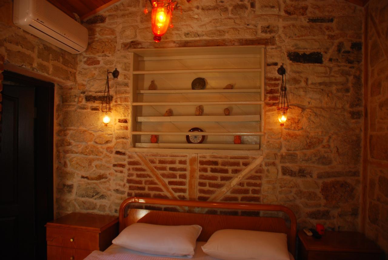 Foca Antik Otel Exteriér fotografie