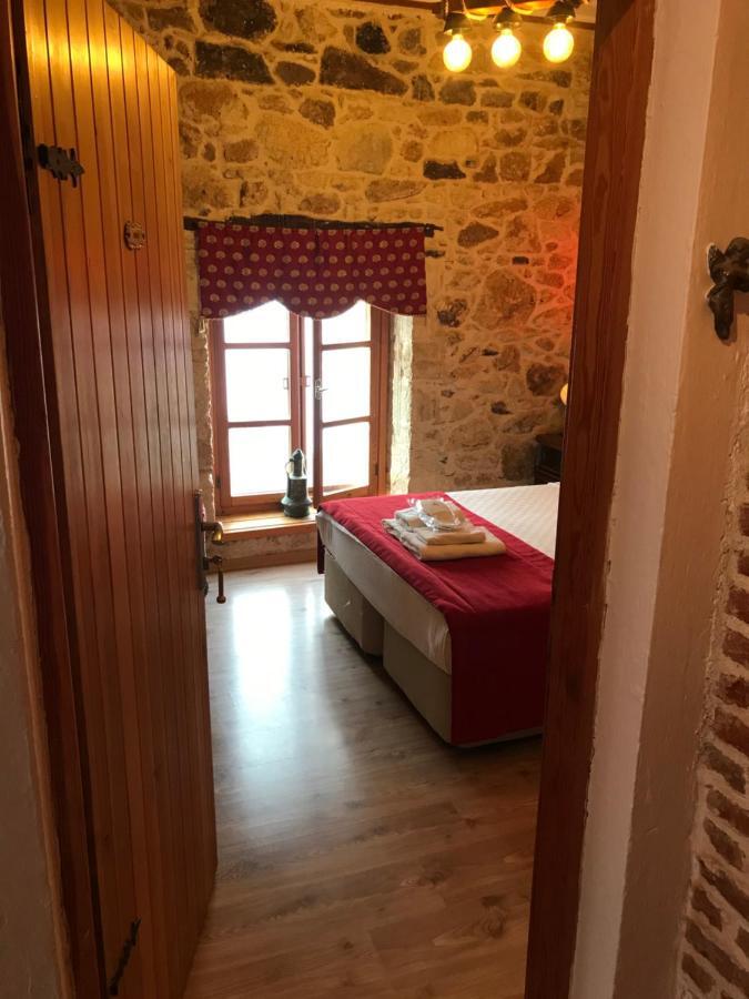 Foca Antik Otel Exteriér fotografie