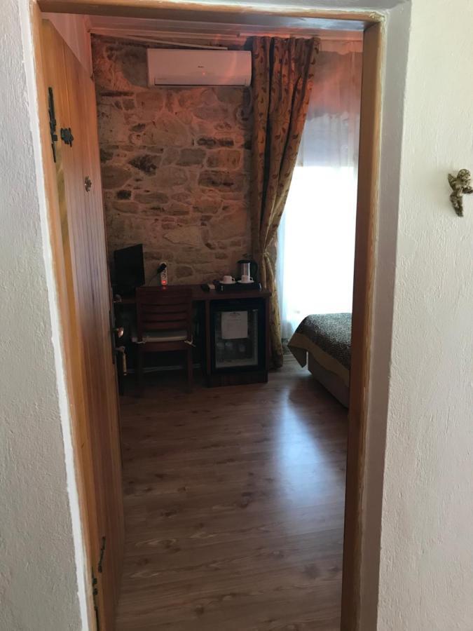 Foca Antik Otel Exteriér fotografie