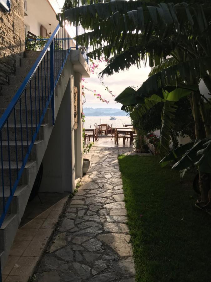 Foca Antik Otel Exteriér fotografie